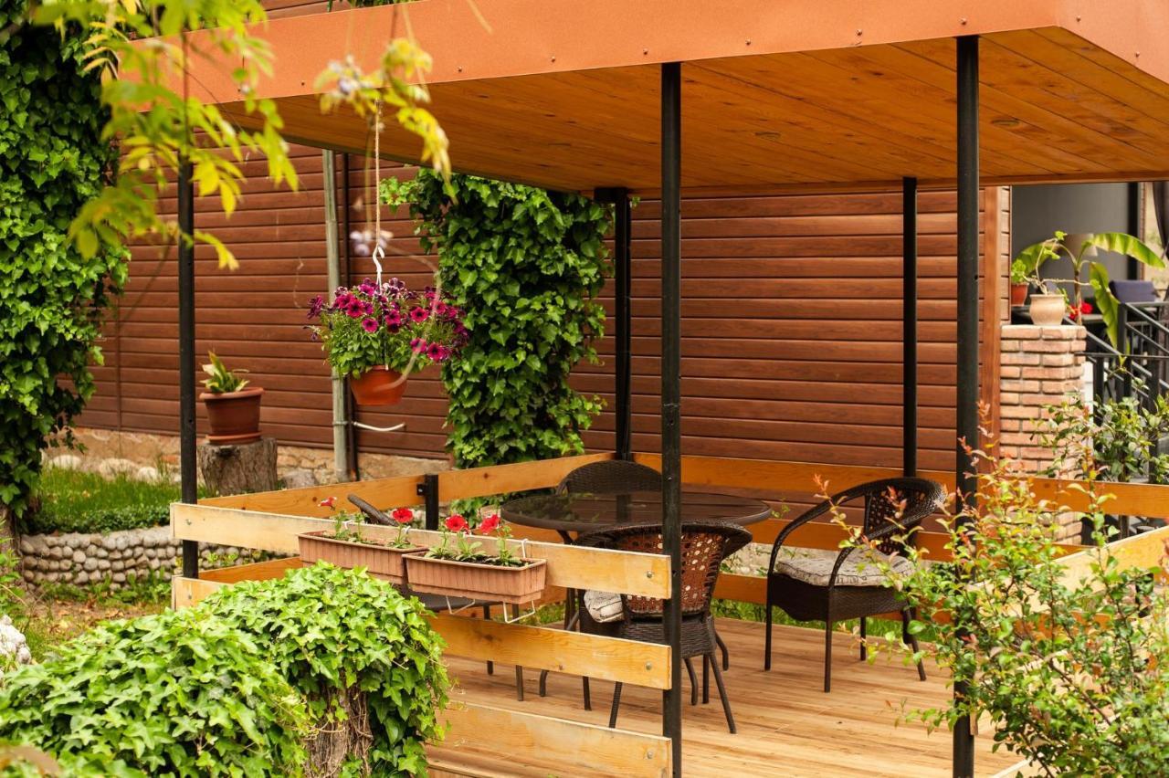 Neli & Zaal Guest House Telavi Luaran gambar